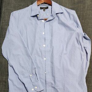 BRAND NEW BANANA REPUBLIC SHIRT IN MEDIUM!!